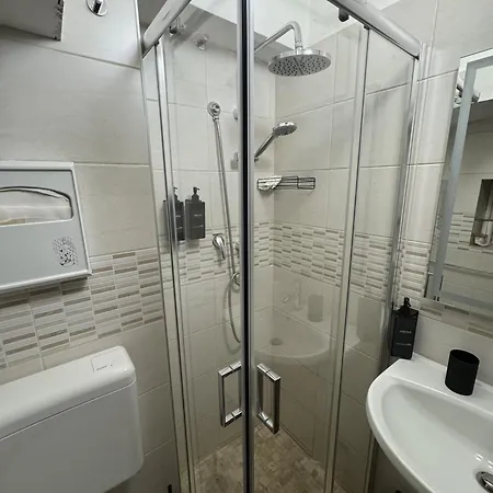 Apartman Terrace09 *